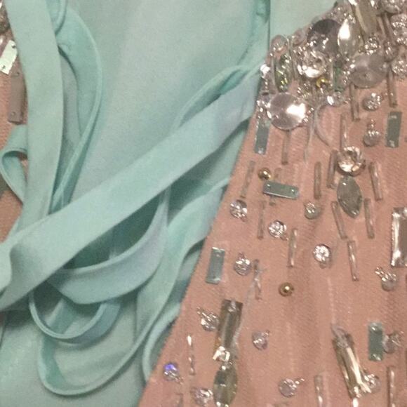 Strapless Neck Embellished Bodice & Chiffon Skirt - Picture 12 of 12